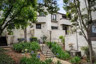 Photo #5: 260012022 Listing