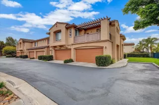 Photo #3: 260012064 Listing