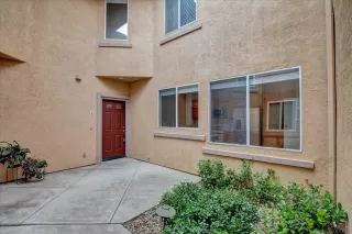 Photo #5: 260012064 Listing