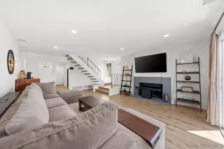 Photo #3: 260012072 Listing