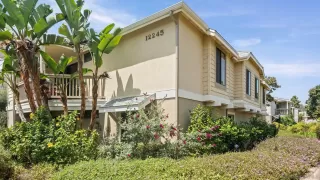 Photo #1: 260012092 Listing