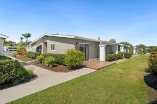 Photo #2: 260012116 Listing