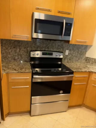 Photo #5: 260012147 Listing 