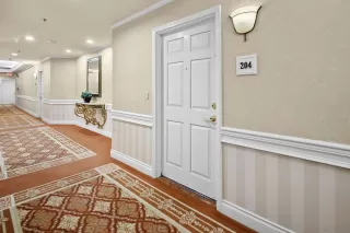 Photo #1: 260012163 Listing