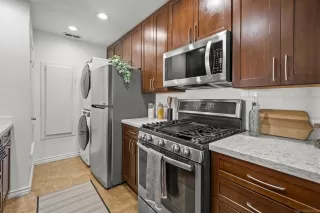 Photo #1: 260012166 Listing