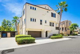 Photo #2: 260012176 Listing