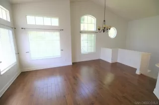 Photo #3: 260012180 Listing