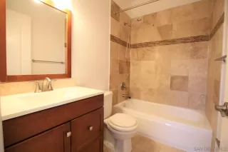 Photo #6: 260012180 Listing
