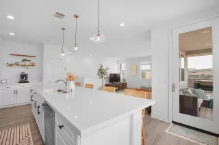 Photo #6: 260012193 Listing