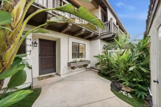 Photo #1: 260012199 Listing