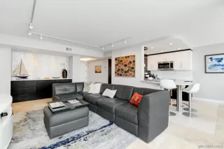 Photo #2: 260012222 Listing