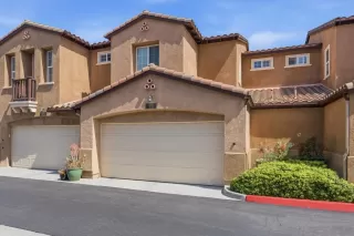 Photo #2: 260012252 Listing