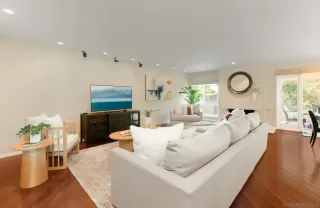 Photo #2: 260012265 Listing