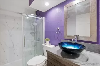 Photo #5: 260012278 Listing
