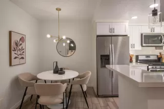 Photo #4: 260012279 Listing
