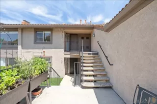 Photo #1: 260012289 Listing