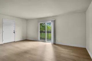 Photo #3: 260012313 Listing