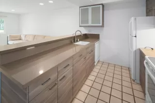 Photo #2: 260012346 Listing