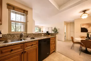 Photo #5: 260012367 Listing 