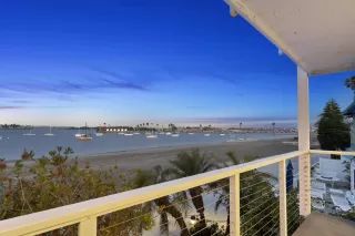 Photo #1: 260012368 Listing