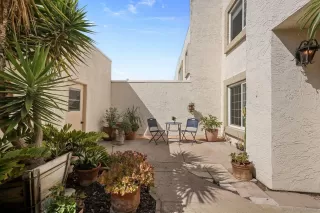 Photo #5: 260012389 Listing