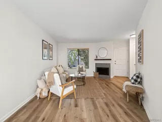 Photo #4: 260012399 Listing