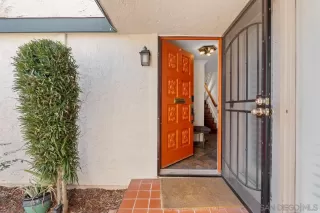 Photo #6: 260012404 Listing