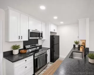 Photo #1: 260012420 Listing