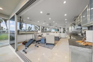Photo #4: 260012425 Listing