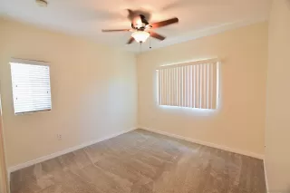 Photo #5: 260012426 Listing