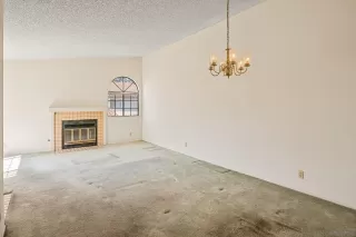 Photo #2: 260012452 Listing