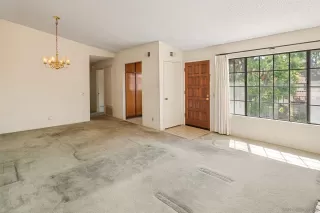 Photo #3: 260012452 Listing