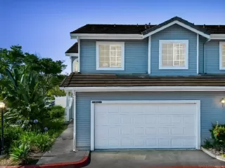 Photo #1: 260012457 Listing