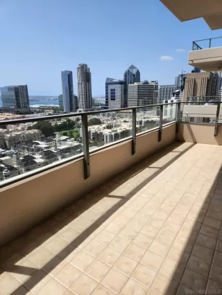 Photo #4: 260012483 Listing