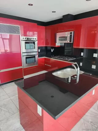 Photo #6: 260012483 Listing