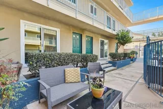 Photo #2: 260012496 Listing 