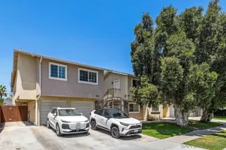 Browse active condo listings in THE BENTLEY