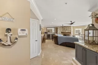 Photo #5: 260012537 Listing
