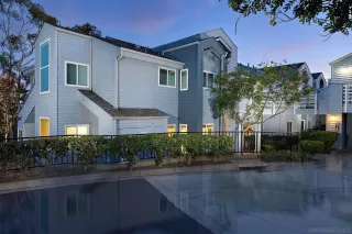 Photo #1: 260012539 Listing