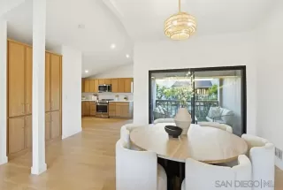 Photo #4: 260012541 Listing