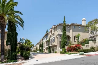 Photo #2: 260012547 Listing