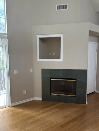 Photo #2: 260012562 Listing