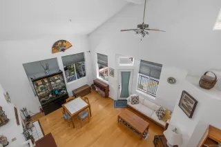 Photo #1: 260012563 Listing