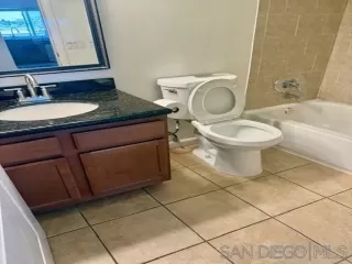 Photo #6: 260012600 Listing 