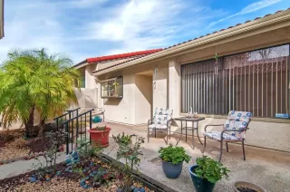 Photo #1: 260012604 Listing