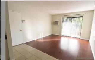 Photo #4: 260012614 Listing 