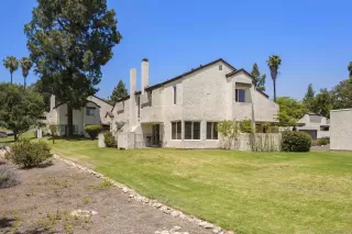 Photo #5: 260012651 Listing