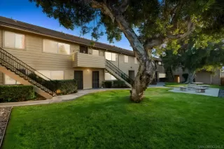 Photo #4: 260012654 Listing 