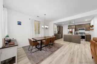 Photo #4: 260012706 Listing