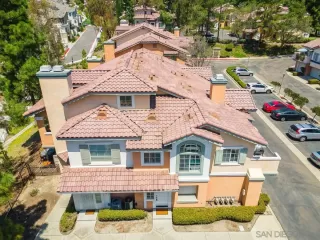 Photo #1: 260012714 Listing